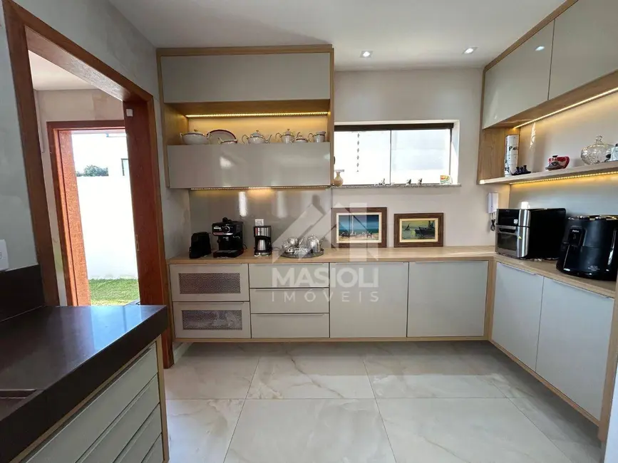 Casa com 4 quartos à venda, 360m2 em Barra do Jucu, Vila Velha - ES - imagem 8 Foto 8 de Casa com 4 quartos à venda, 360m2 em Barra do Jucu, Vila Velha - ES
