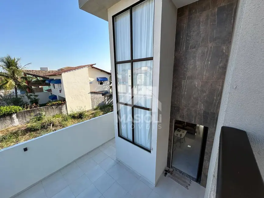 Casa com 4 quartos à venda, 360m2 em Barra do Jucu, Vila Velha - ES - imagem 2 Foto 2 de Casa com 4 quartos à venda, 360m2 em Barra do Jucu, Vila Velha - ES