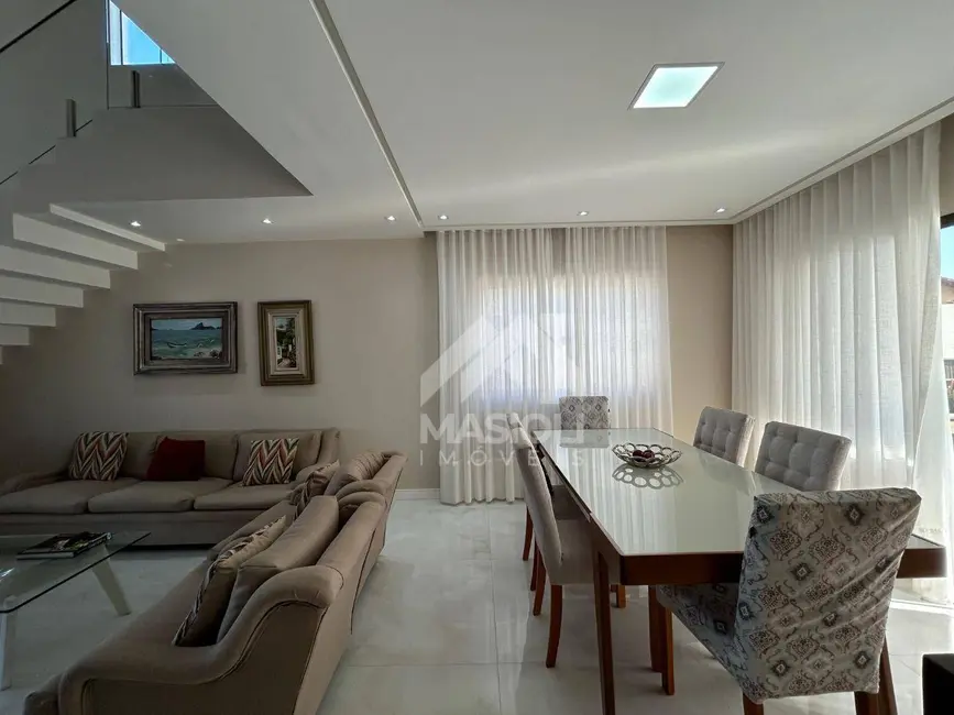 Casa com 4 quartos à venda, 360m2 em Barra do Jucu, Vila Velha - ES - imagem 6 Foto 6 de Casa com 4 quartos à venda, 360m2 em Barra do Jucu, Vila Velha - ES