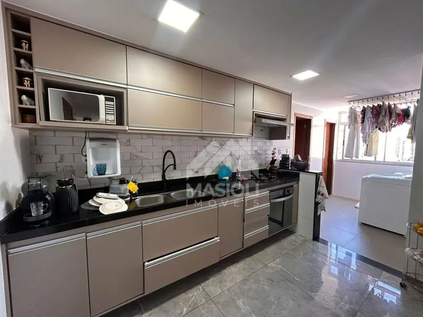 Foto 5 de Apartamento com 3 quartos à venda, 135m2 em Vila Velha - ES
