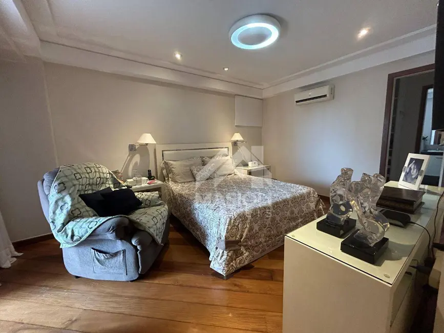 Cobertura com 4 quartos à venda, 514m2 em Praia da Costa, Vila Velha - ES - imagem 5 Foto 5 de Cobertura com 4 quartos à venda, 514m2 em Praia da Costa, Vila Velha - ES