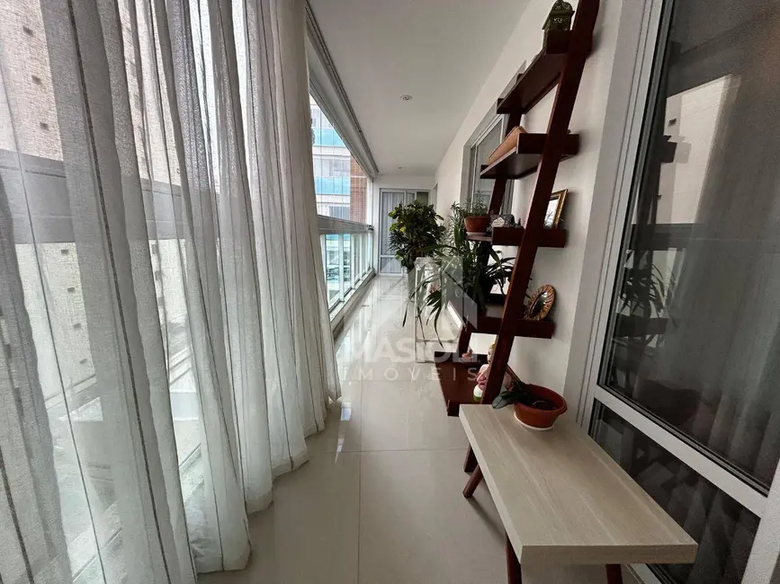 Apartamento com 4 quartos à venda, 145m2 em Vila Velha - ES - imagem 6 Foto 6 de Apartamento com 4 quartos à venda, 145m2 em Vila Velha - ES