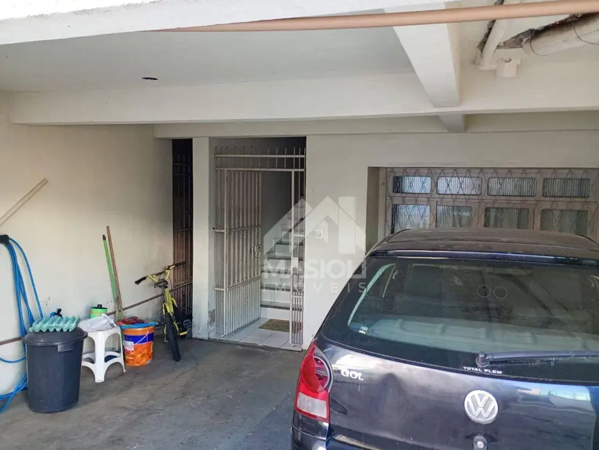 Foto 2 de Casa com 10 quartos à venda, 150m2 em Ataíde, Vila Velha - ES
