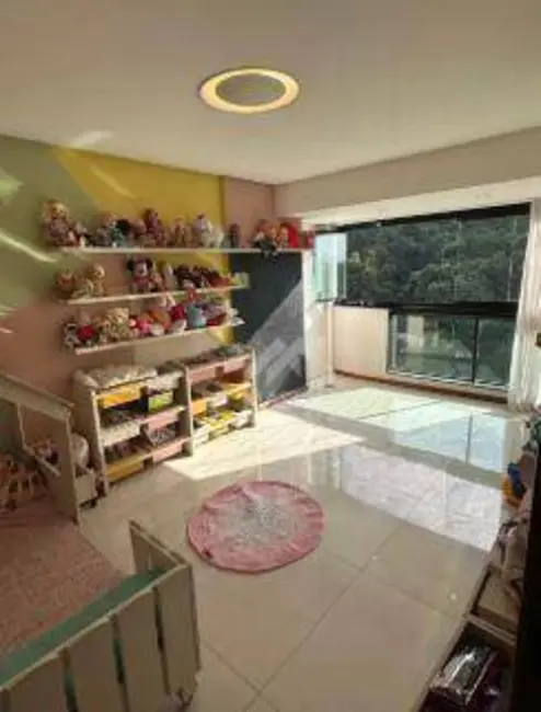 Apartamento com 4 quartos à venda, 240m2 em Praia da Costa, Vila Velha - ES - imagem 2 Foto 2 de Apartamento com 4 quartos à venda, 240m2 em Praia da Costa, Vila Velha - ES
