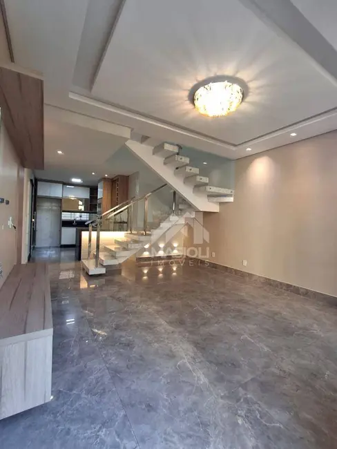 Foto 3 de Casa com 4 quartos à venda, 300m2 em Ataíde, Vila Velha - ES