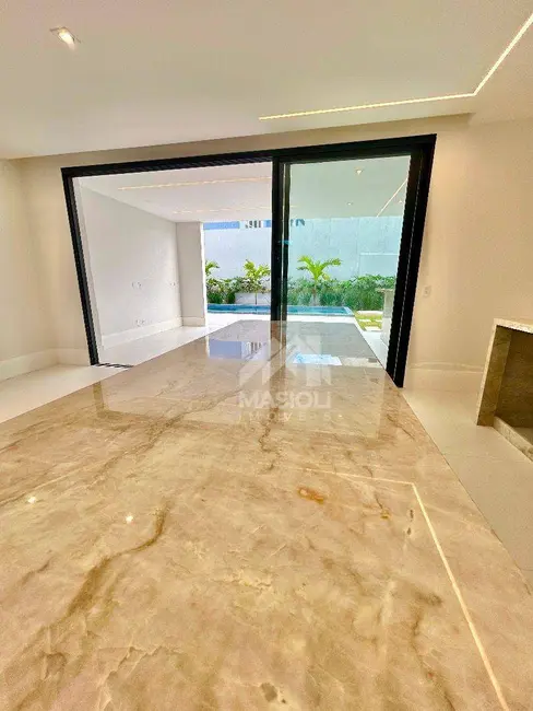 Casa de Condomínio com 4 quartos à venda, 545m2 em Interlagos, Vila Velha - ES - imagem 9 Foto 9 de Casa de Condomínio com 4 quartos à venda, 545m2 em Interlagos, Vila Velha - ES