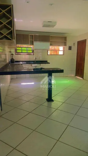 Casa com 4 quartos à venda, 300m2 em Itapuã, Vila Velha - ES - imagem 3 Foto 3 de Casa com 4 quartos à venda, 300m2 em Itapuã, Vila Velha - ES