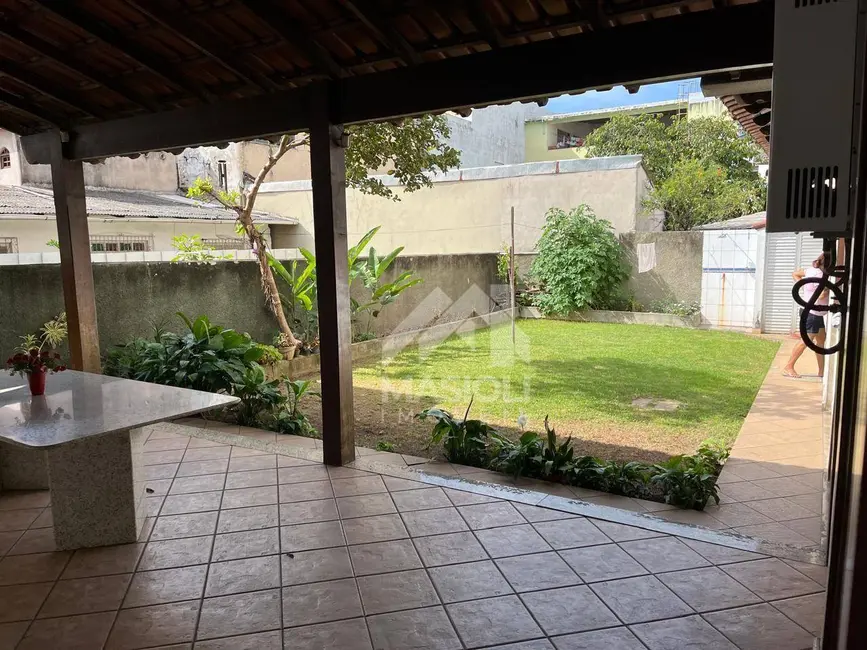 Foto 1 de Casa com 3 quartos à venda, 360m2 em Santa Inês, Vila Velha - ES