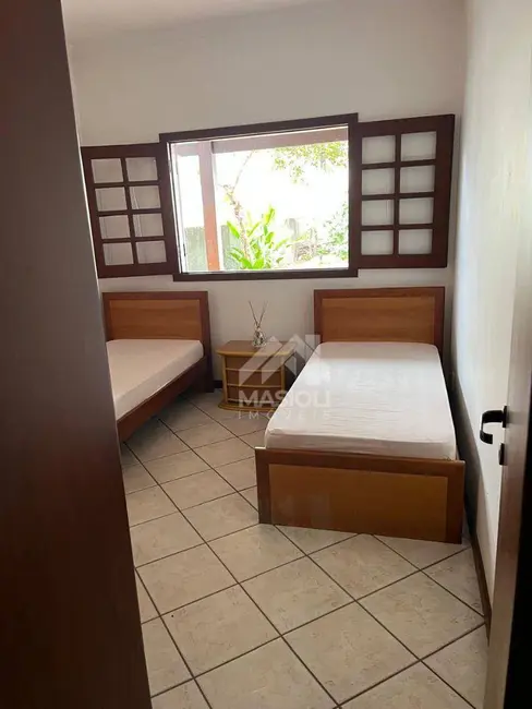 Casa com 3 quartos à venda, 360m2 em Santa Inês, Vila Velha - ES - imagem 5 Foto 5 de Casa com 3 quartos à venda, 360m2 em Santa Inês, Vila Velha - ES