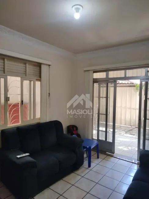 Casa com 3 quartos à venda, 200m2 em IBES, Vila Velha - ES - imagem 3 Foto 3 de Casa com 3 quartos à venda, 200m2 em IBES, Vila Velha - ES