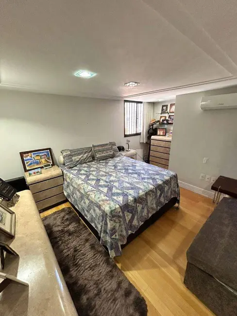 Foto 6 de Apartamento com 7 quartos à venda, 650m2 em Praia da Costa, Vila Velha - ES