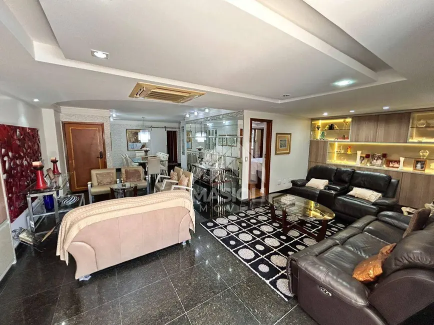 Foto 4 de Apartamento com 7 quartos à venda, 650m2 em Praia da Costa, Vila Velha - ES