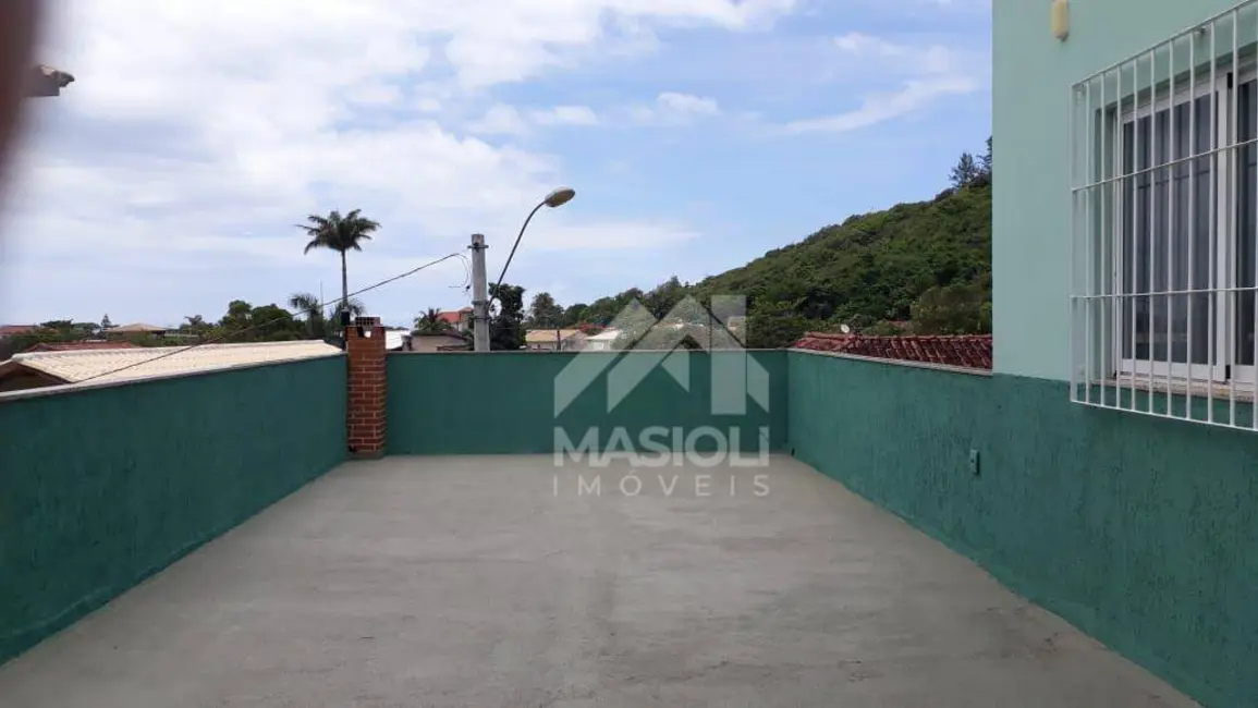 Foto 2 de Casa com 6 quartos à venda, 360m2 em Guarapari - ES