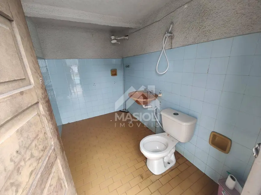 Casa com 4 quartos à venda, 500m2 em Vila Velha - ES - imagem 3 Foto 3 de Casa com 4 quartos à venda, 500m2 em Vila Velha - ES