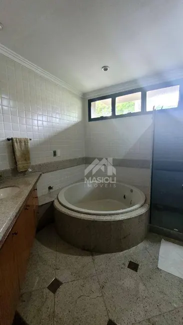 Casa com 4 quartos à venda, 700m2 em Vila Velha - ES - imagem 3 Foto 3 de Casa com 4 quartos à venda, 700m2 em Vila Velha - ES