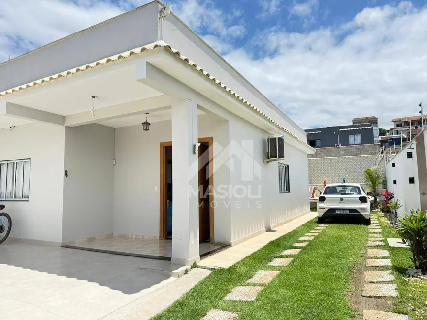 Casa com 3 quartos à venda, 300m2 em Nova Ponta da Fruta, Vila Velha - ES - imagem 2 Foto 2 de Casa com 3 quartos à venda, 300m2 em Nova Ponta da Fruta, Vila Velha - ES