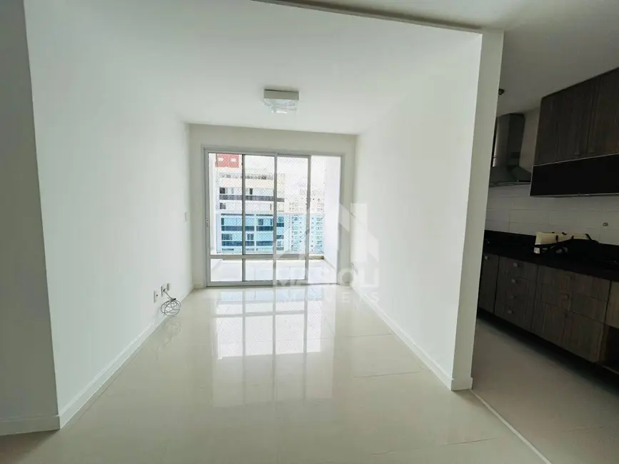 Foto 2 de Apartamento com 3 quartos para alugar, 95m2 em Itapuã, Vila Velha - ES