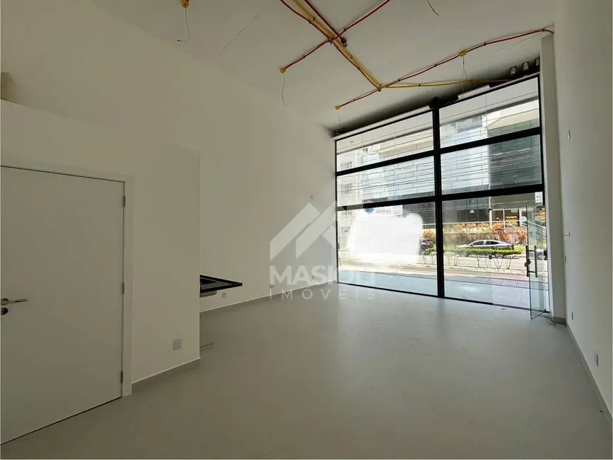 Loja para alugar, 32m2 em Praia da Costa, Vila Velha - ES - imagem 2 Foto 2 de Loja para alugar, 32m2 em Praia da Costa, Vila Velha - ES