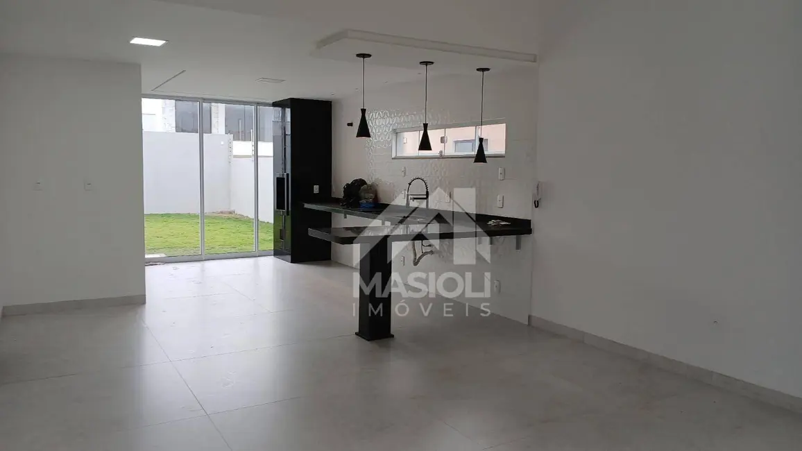 Foto 3 de Casa com 3 quartos à venda, 110m2 em Morada do Sol, Vila Velha - ES