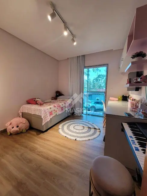 Casa de Condomínio com 4 quartos à venda, 340m2 em Retiro Do Congo, Vila Velha - ES - imagem 9 Foto 9 de Casa de Condomínio com 4 quartos à venda, 340m2 em Retiro Do Congo, Vila Velha - ES