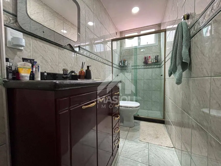 Apartamento com 3 quartos para alugar, 75m2 em Itapuã, Vila Velha - ES - imagem 7 Foto 7 de Apartamento com 3 quartos para alugar, 75m2 em Itapuã, Vila Velha - ES