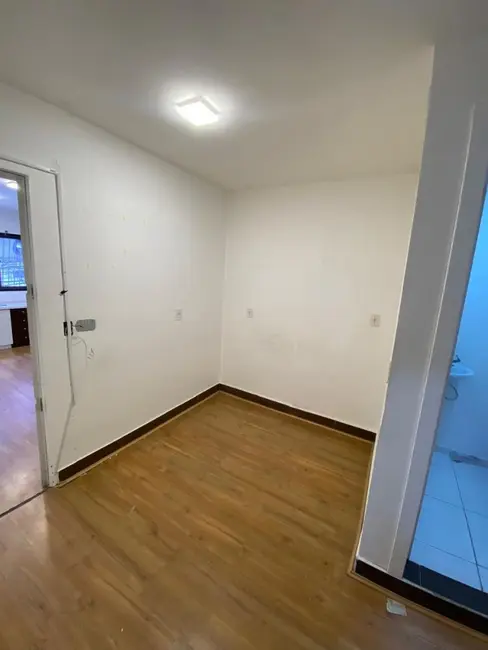 Sala Comercial para alugar, 45m2 em Itapuã, Vila Velha - ES - imagem 3 Foto 3 de Sala Comercial para alugar, 45m2 em Itapuã, Vila Velha - ES