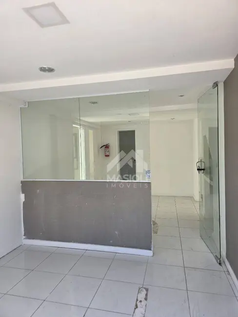 Foto 2 de Loja à venda, 131m2 em Praia de Itaparica, Vila Velha - ES