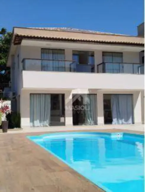 Foto 2 de Casa com 4 quartos à venda, 380m2 em Interlagos, Vila Velha - ES