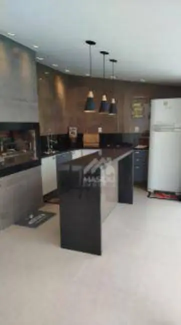 Foto 5 de Casa com 4 quartos à venda, 380m2 em Interlagos, Vila Velha - ES