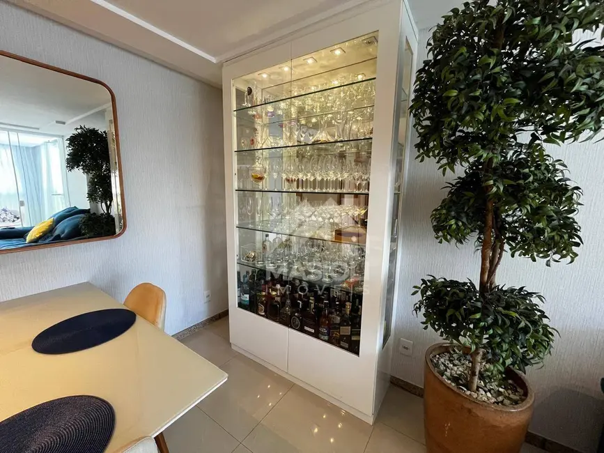 Foto 4 de Apartamento com 3 quartos à venda, 95m2 em Itapuã, Vila Velha - ES