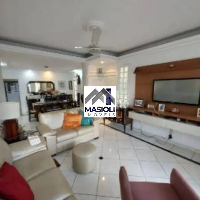 Foto 1 de Casa com 6 quartos à venda, 350m2 em Vila Velha - ES