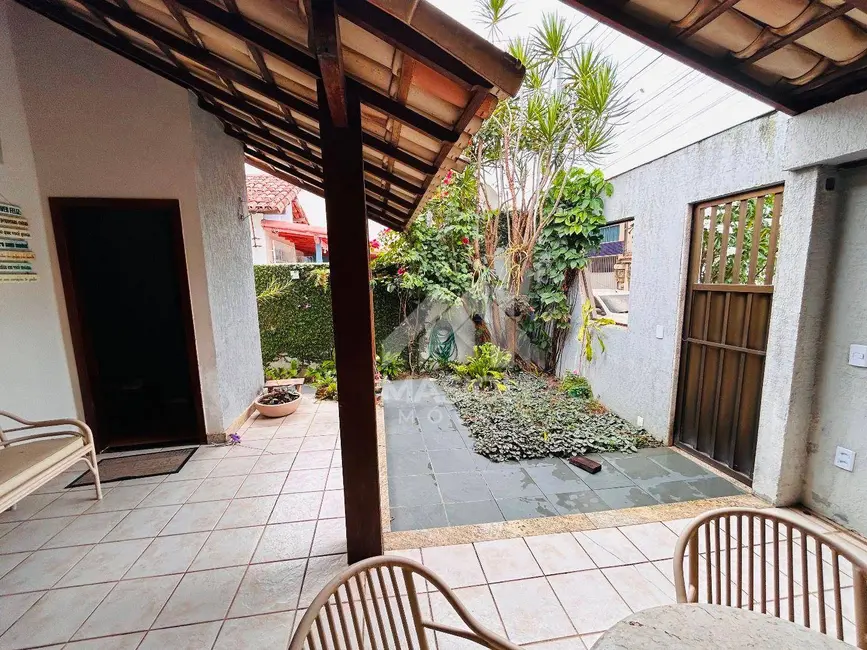 Foto 4 de Casa com 5 quartos à venda, 300m2 em Praia das Gaivotas, Vila Velha - ES