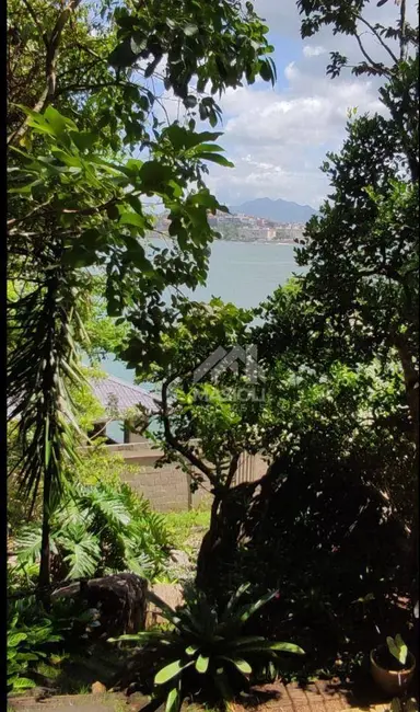 Foto 2 de Casa de Condomínio com 3 quartos à venda, 342m2 em Praia da Costa, Vila Velha - ES