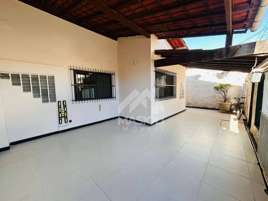 Foto 3 de Casa com 2 quartos à venda, 200m2 em Praia das Gaivotas, Vila Velha - ES