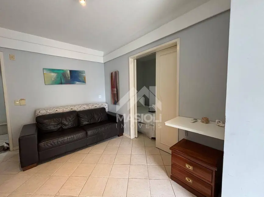 Foto 3 de Apartamento com 1 quarto para alugar, 45m2 em Praia da Costa, Vila Velha - ES