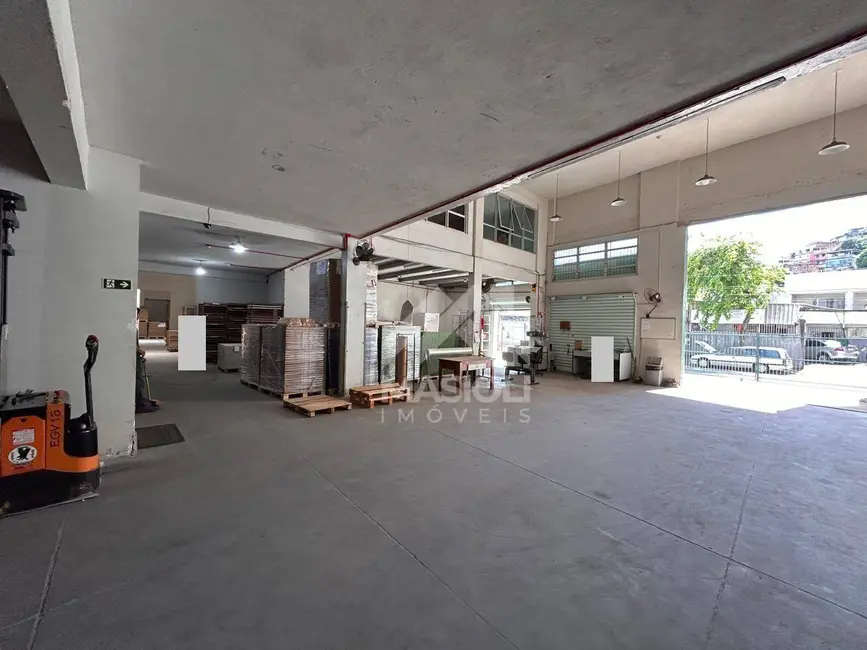 Foto 2 de Armazém / Galpão à venda, 1230m2 em Consolação, Vitoria - ES