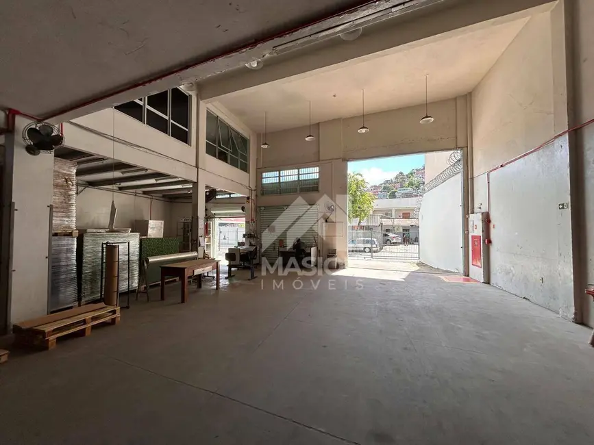 Foto 1 de Armazém / Galpão à venda, 1230m2 em Consolação, Vitoria - ES