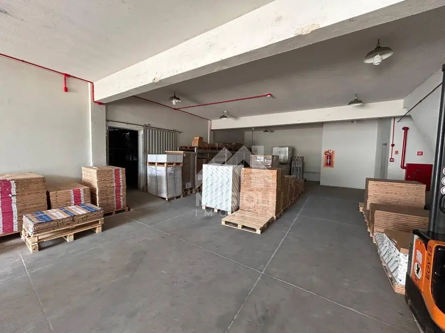 Foto 9 de Armazém / Galpão à venda, 1230m2 em Consolação, Vitoria - ES