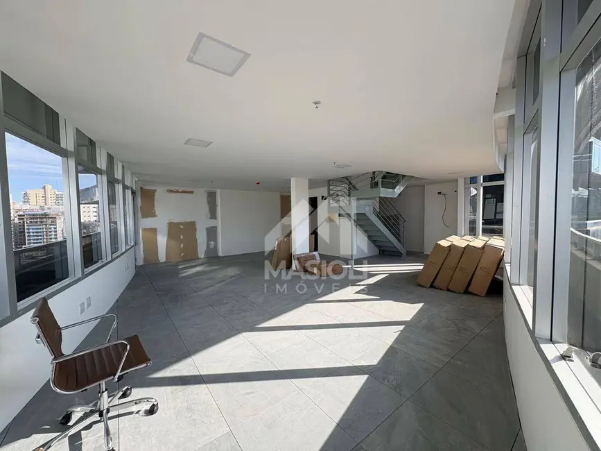 Foto 2 de Sala Comercial para alugar, 200m2 em Praia da Costa, Vila Velha - ES