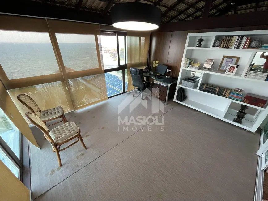Casa de Condomínio com 4 quartos à venda, 750m2 em Praia da Costa, Vila Velha - ES - imagem 3 Foto 3 de Casa de Condomínio com 4 quartos à venda, 750m2 em Praia da Costa, Vila Velha - ES
