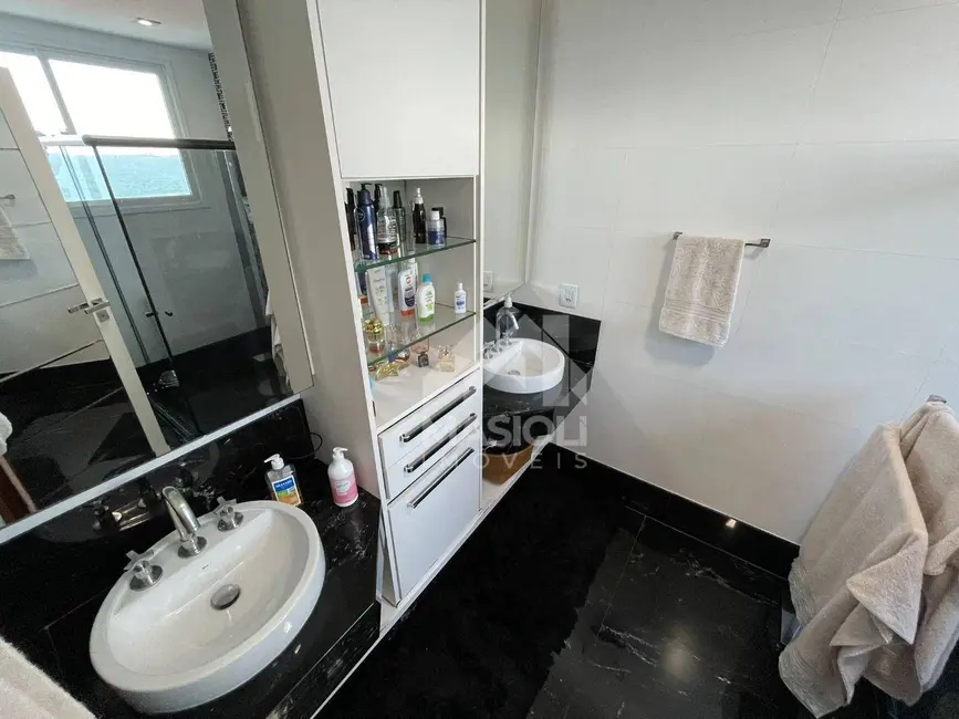 Casa de Condomínio com 4 quartos à venda, 750m2 em Praia da Costa, Vila Velha - ES - imagem 7 Foto 7 de Casa de Condomínio com 4 quartos à venda, 750m2 em Praia da Costa, Vila Velha - ES