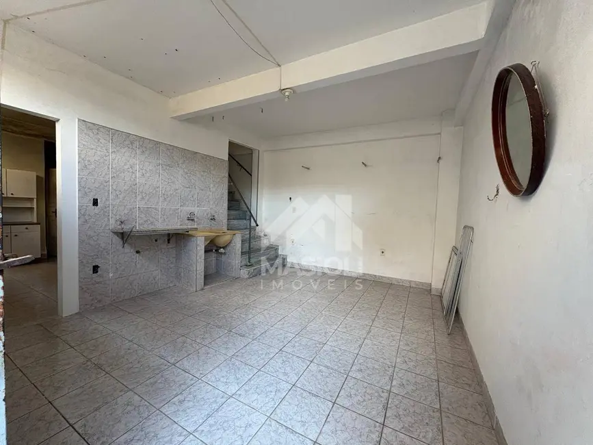 Casa com 2 quartos para alugar, 200m2 em Itapuã, Vila Velha - ES - imagem 5 Foto 5 de Casa com 2 quartos para alugar, 200m2 em Itapuã, Vila Velha - ES