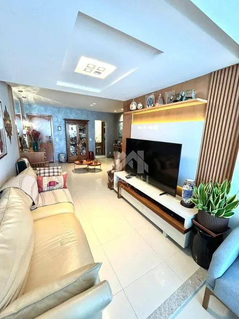 Apartamento com 3 quartos à venda, 130m2 em Vila Velha - ES - imagem 2 Foto 2 de Apartamento com 3 quartos à venda, 130m2 em Vila Velha - ES