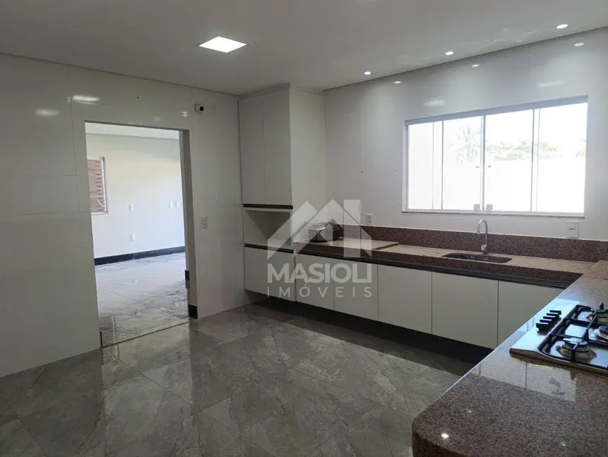 Foto 8 de Casa com 4 quartos à venda, 330m2 em Morada do Sol, Vila Velha - ES
