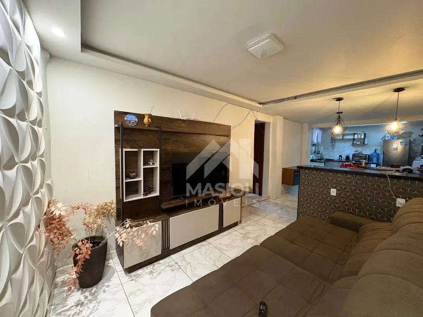 Casa com 3 quartos para alugar, 100m2 em Glória, Vila Velha - ES - imagem 1 Foto 1 de Casa com 3 quartos para alugar, 100m2 em Glória, Vila Velha - ES