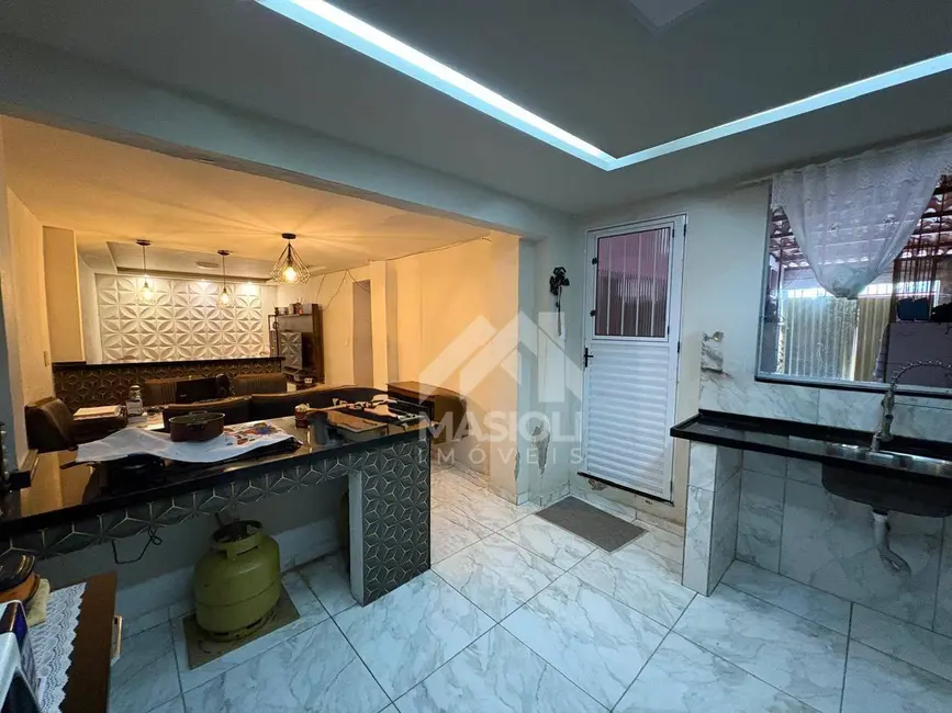Casa com 3 quartos para alugar, 100m2 em Glória, Vila Velha - ES - imagem 7 Foto 7 de Casa com 3 quartos para alugar, 100m2 em Glória, Vila Velha - ES