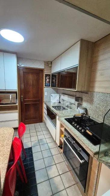 Apartamento com 2 quartos para alugar, 86m2 em Praia da Costa, Vila Velha - ES - imagem 5 Foto 5 de Apartamento com 2 quartos para alugar, 86m2 em Praia da Costa, Vila Velha - ES