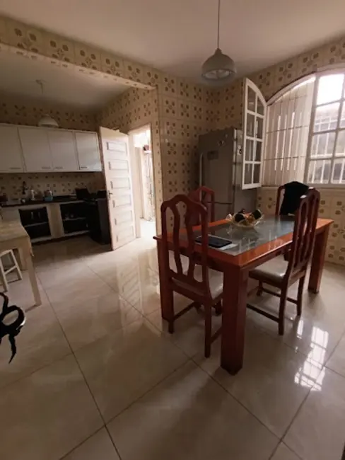 Foto 3 de Casa com 3 quartos à venda, 290m2 em Ilha dos Ayres, Vila Velha - ES