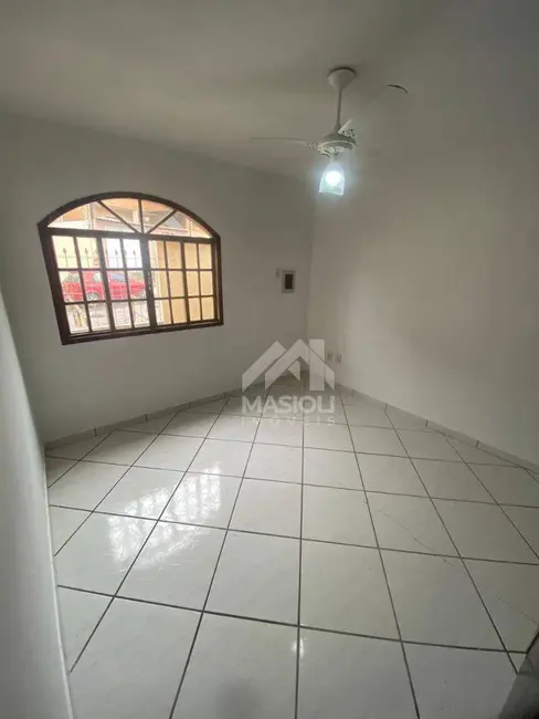 Apartamento com 2 quartos para alugar, 70m2 em Santos Dumont, Vila Velha - ES - imagem 6 Foto 6 de Apartamento com 2 quartos para alugar, 70m2 em Santos Dumont, Vila Velha - ES