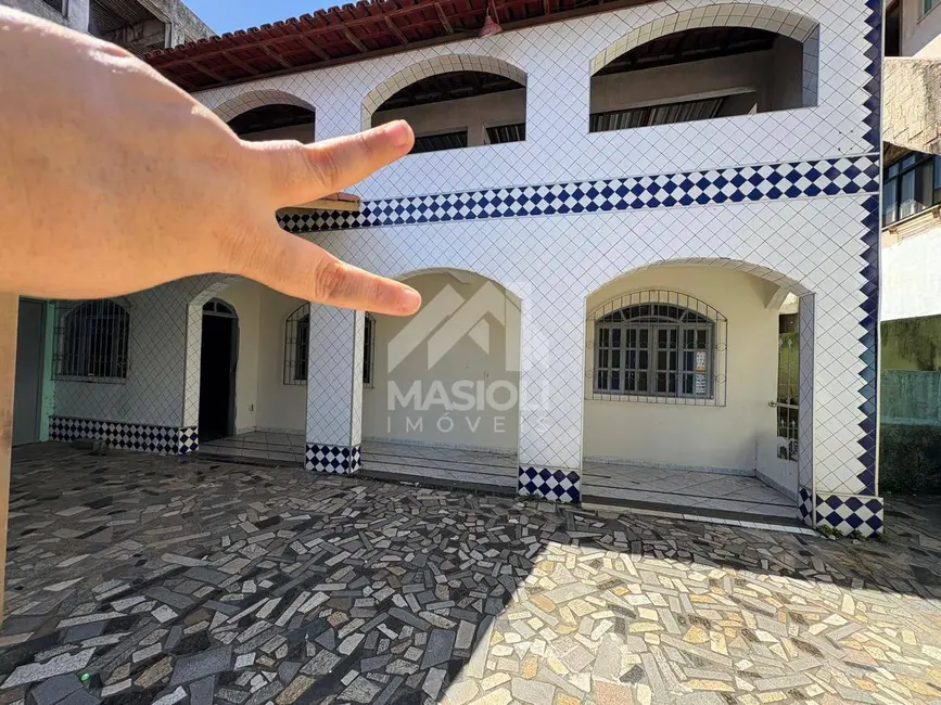 Foto 3 de Casa com 6 quartos para alugar, 300m2 em Cristóvão Colombo, Vila Velha - ES